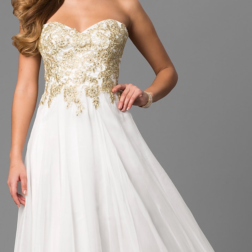 BRAND NEW never worn prom dress